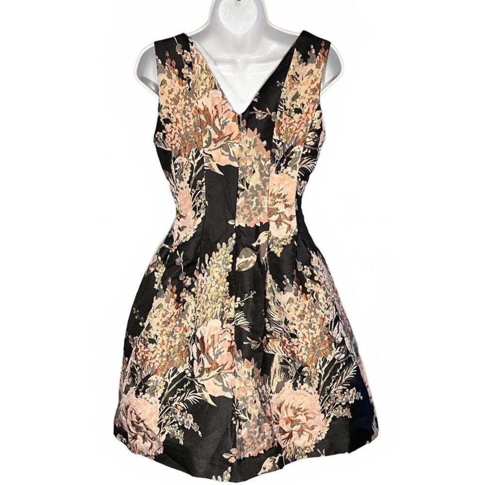 Vince Camuto metallic jacquard fit-and-flare dress, Size 2 - Picture 2 of 5